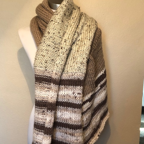 Fall Scarf - Picture 1 of 2